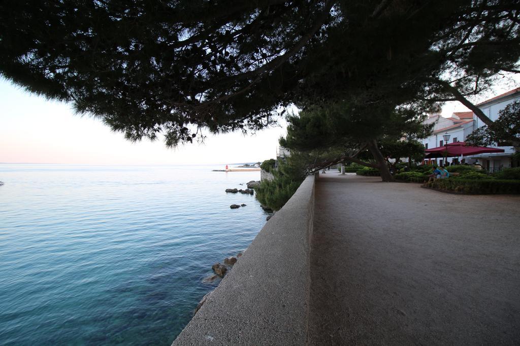 Apartment Ribica Krk Island Bagian luar foto